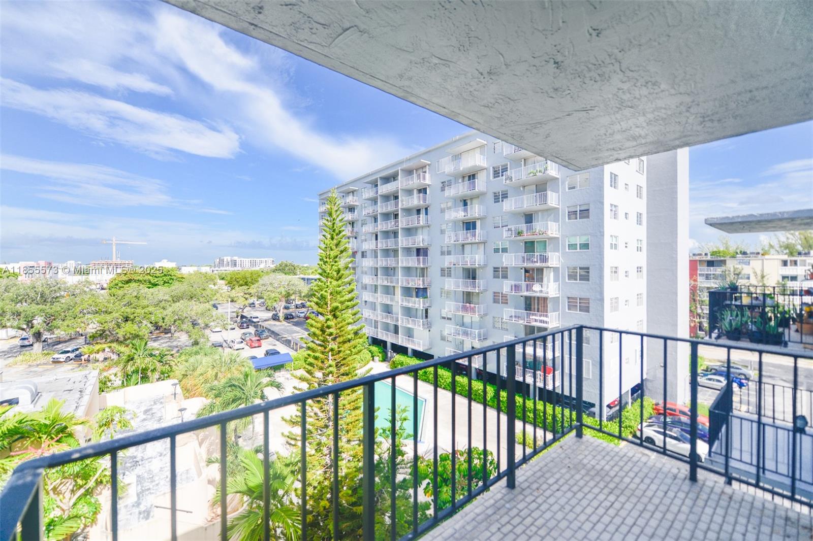 THREE HORIZONS EAST CONDO - Residential