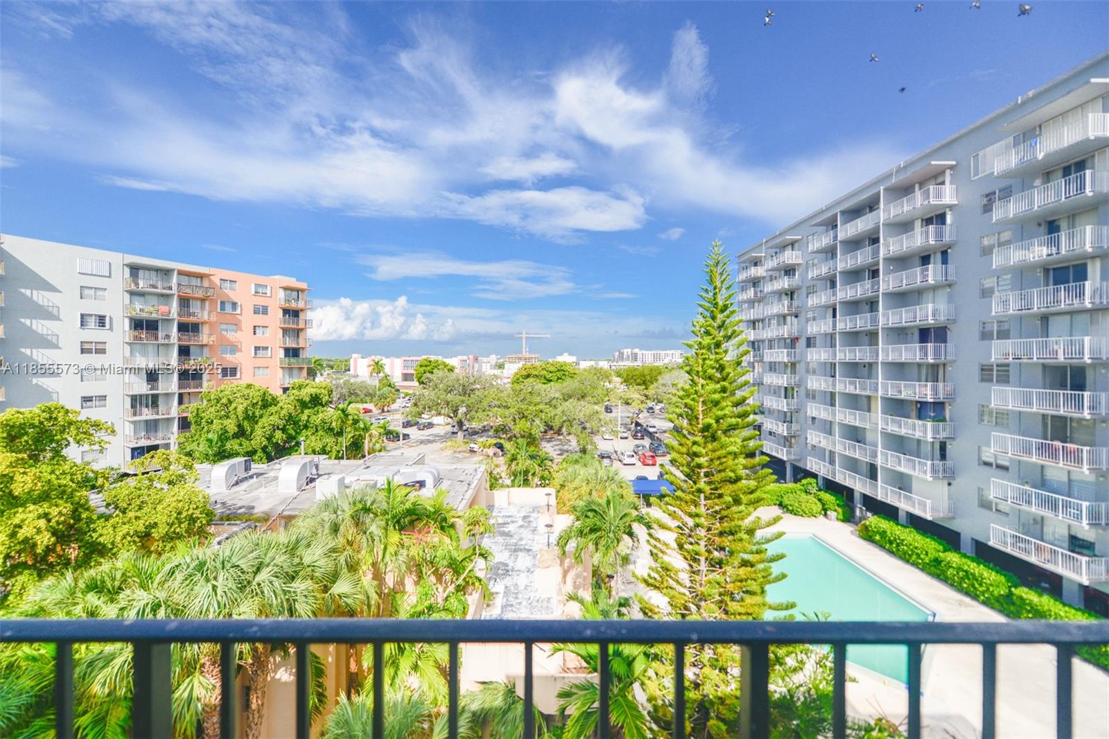THREE HORIZONS EAST CONDO - Residential