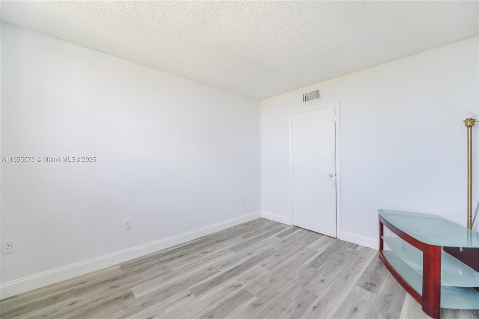 THREE HORIZONS EAST CONDO - Residential