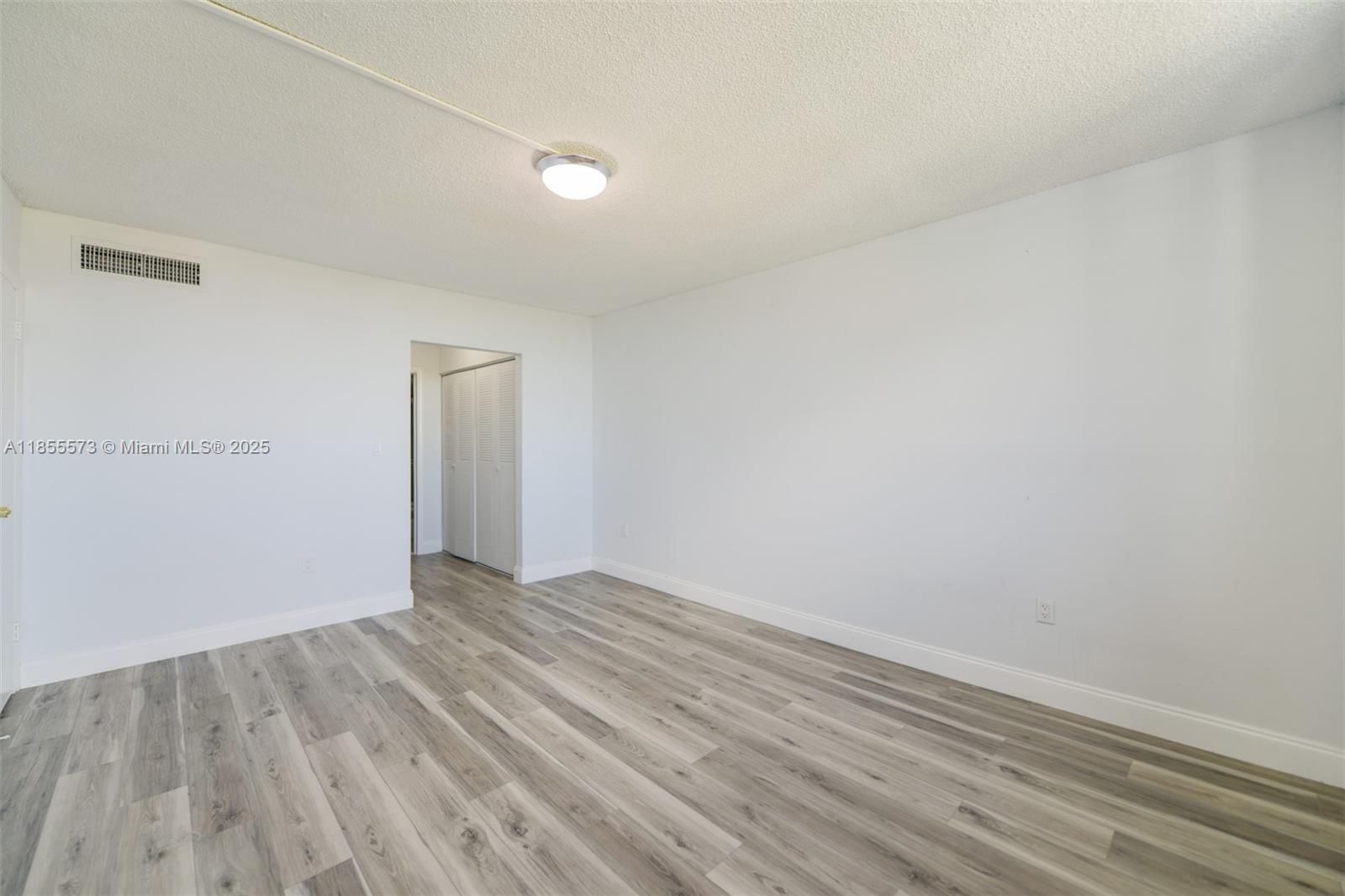 THREE HORIZONS EAST CONDO - Residential
