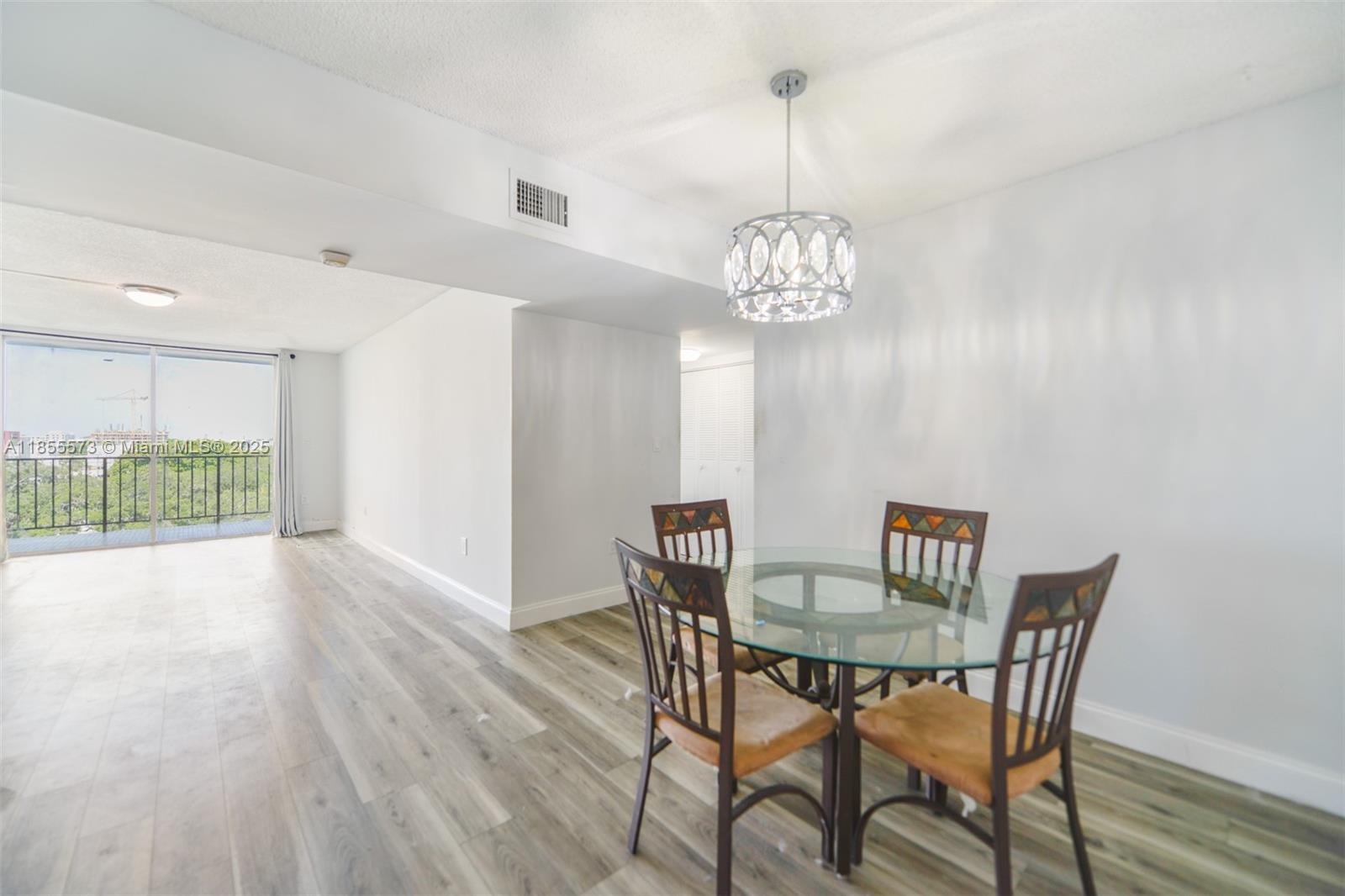 THREE HORIZONS EAST CONDO - Residential