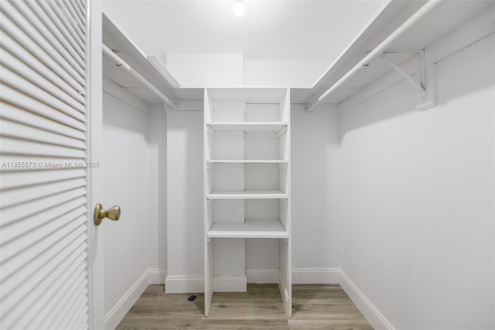 THREE HORIZONS EAST CONDO - Residential