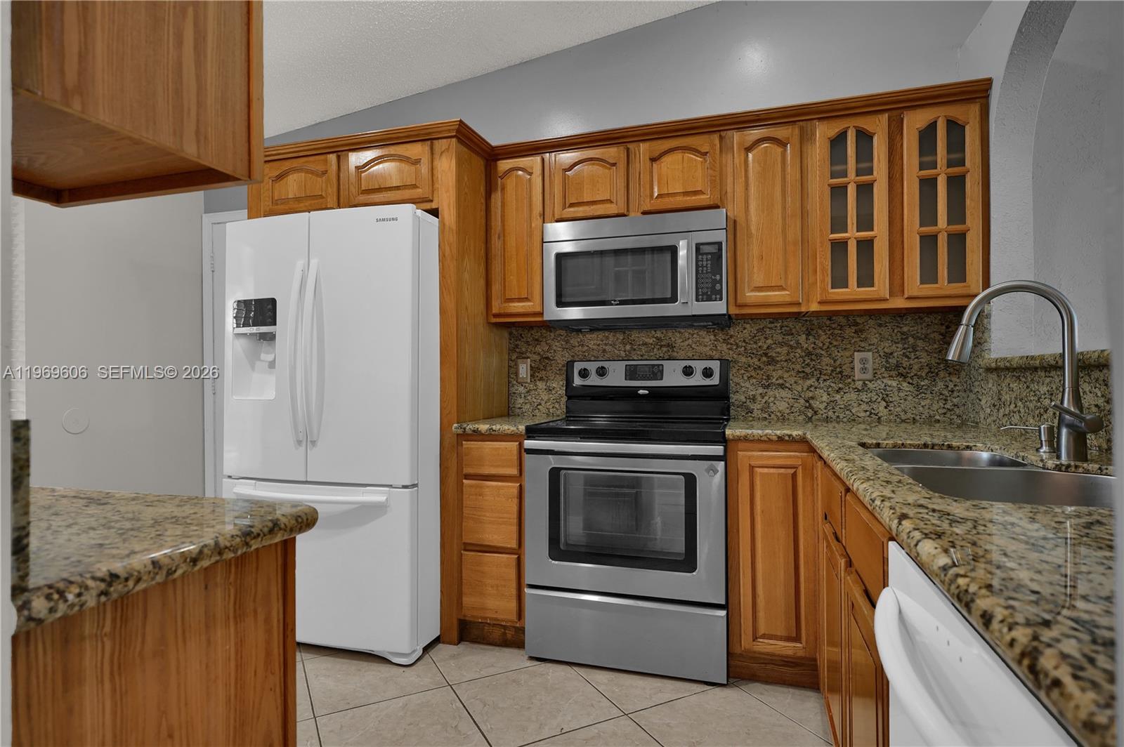 LAKEWOOD ON THE GREEN SEC - Residential