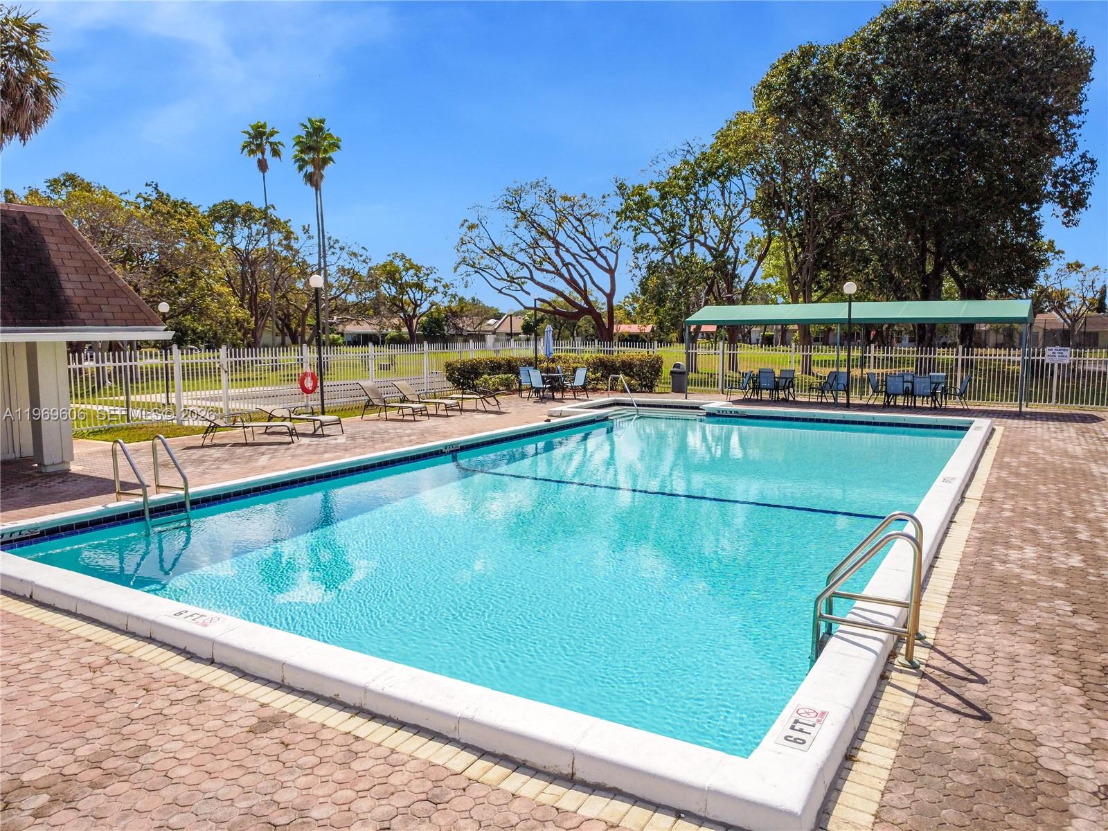 LAKEWOOD ON THE GREEN SEC - Residential