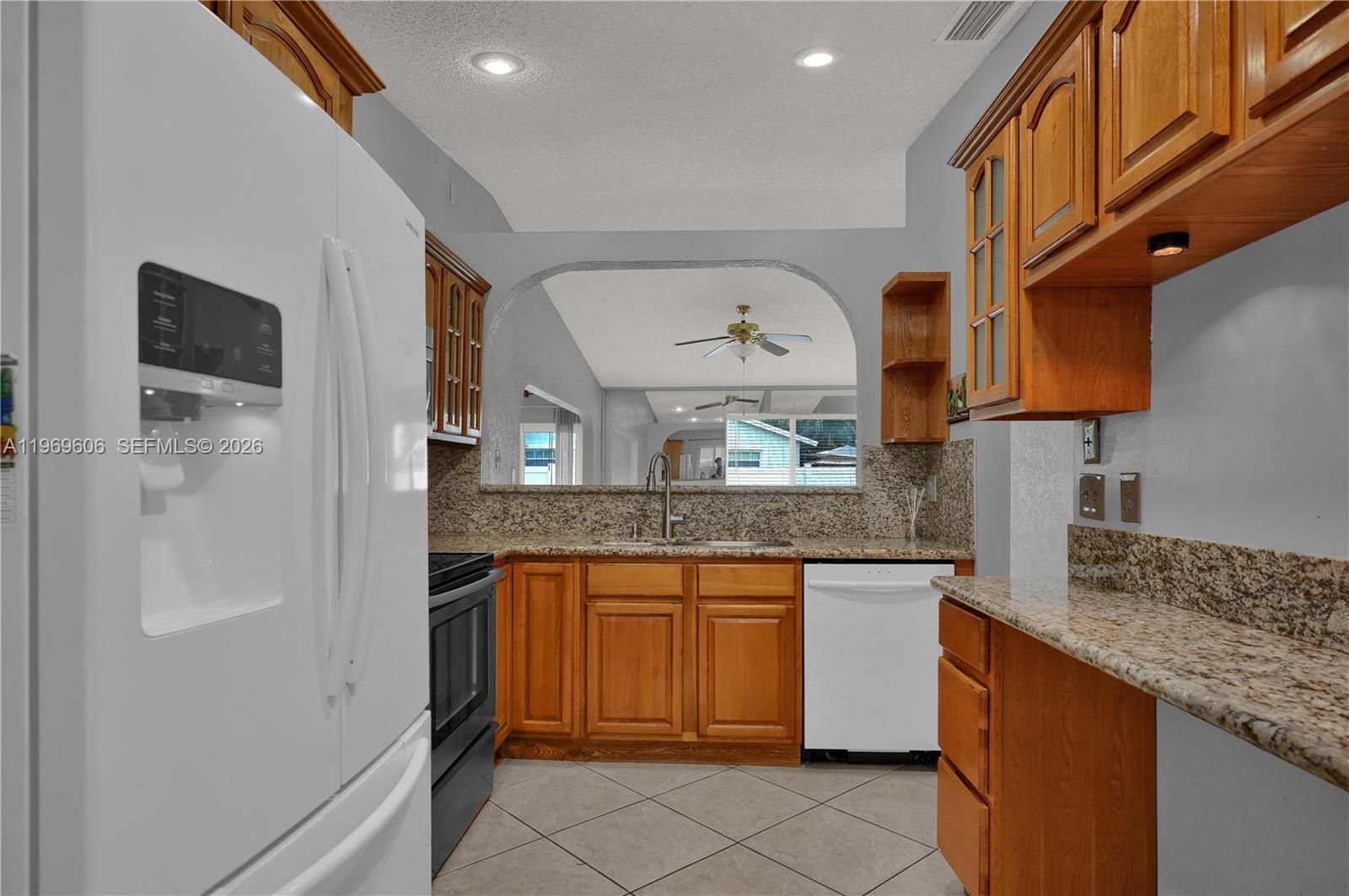 LAKEWOOD ON THE GREEN SEC - Residential