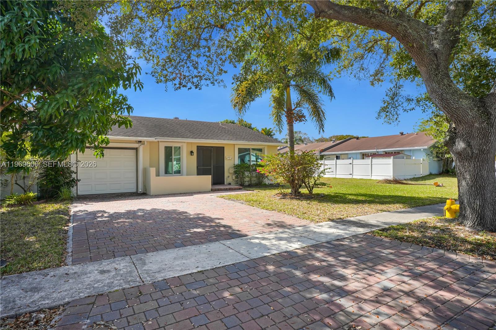 LAKEWOOD ON THE GREEN SEC - Residential