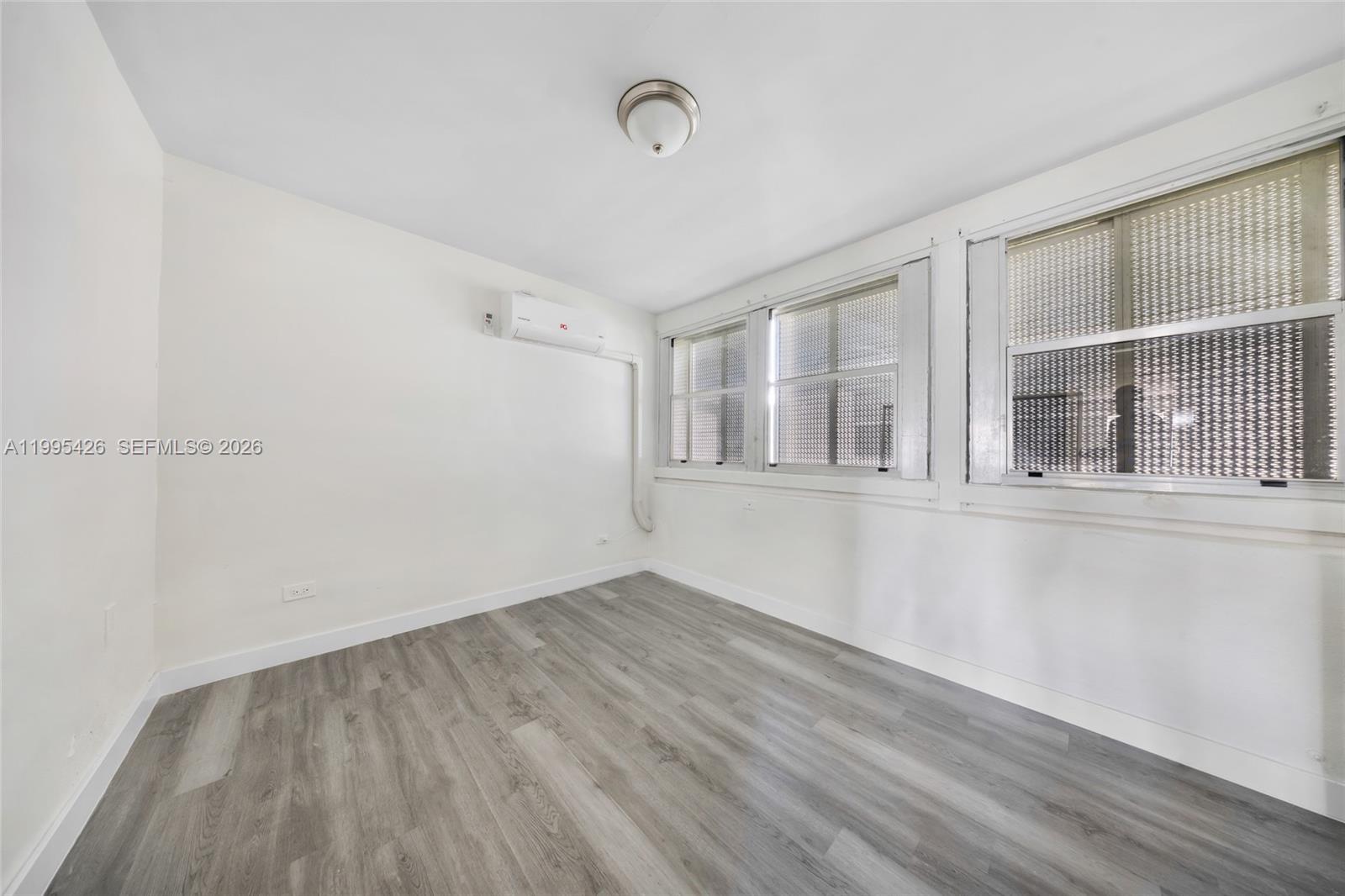 LEISUREVILLE FIRST SEC - Residential