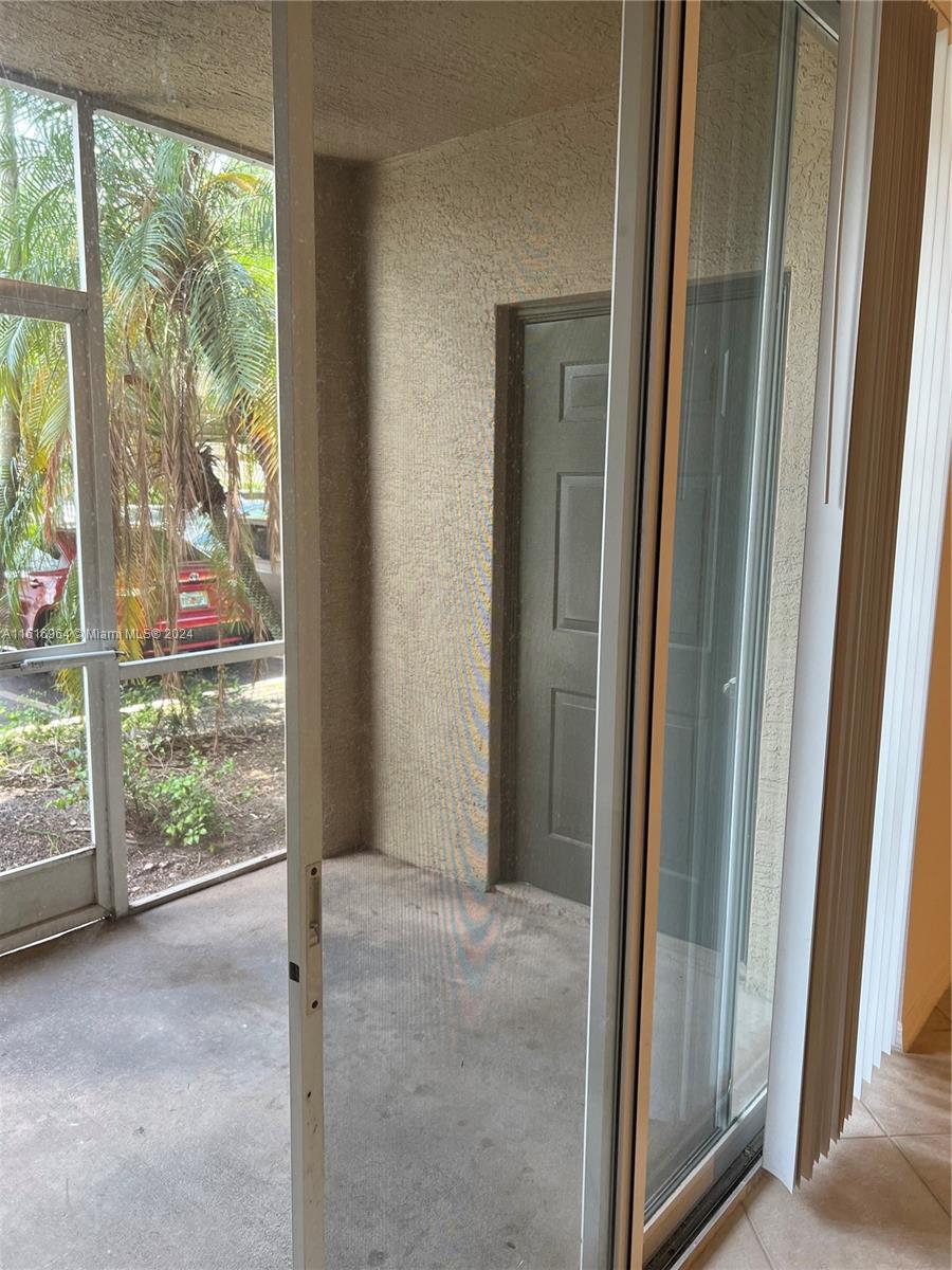 VILLAS AT EMERALD DUNES C - Residential Lease