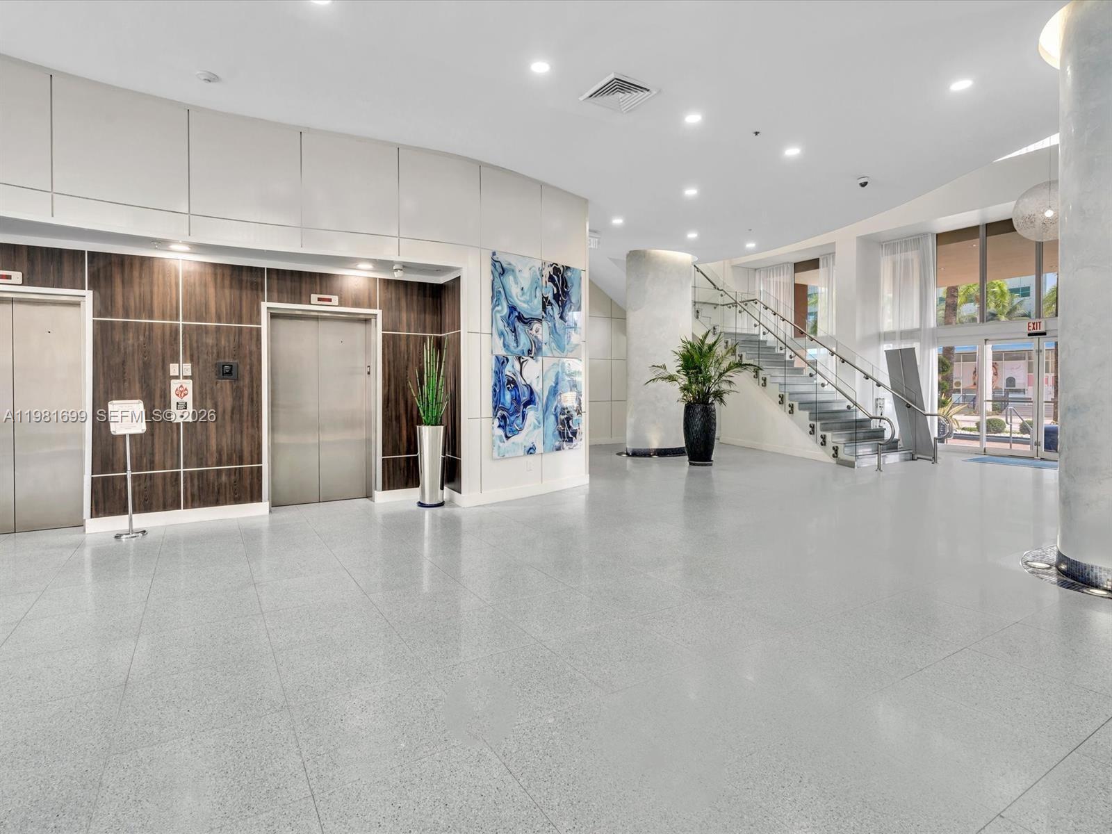 VENTURE AT AVENTURA EAST - Residential