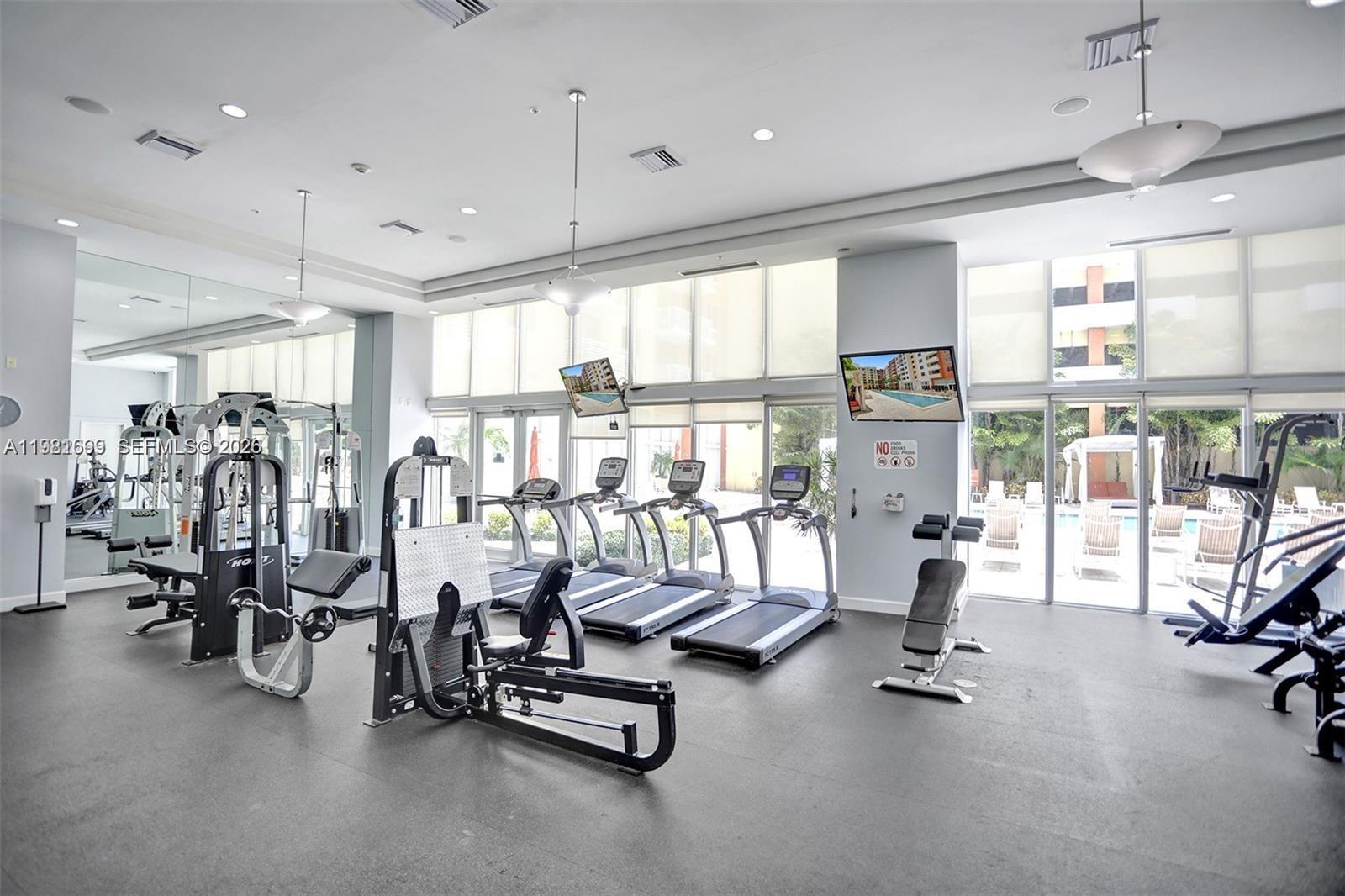 VENTURE AT AVENTURA EAST - Residential