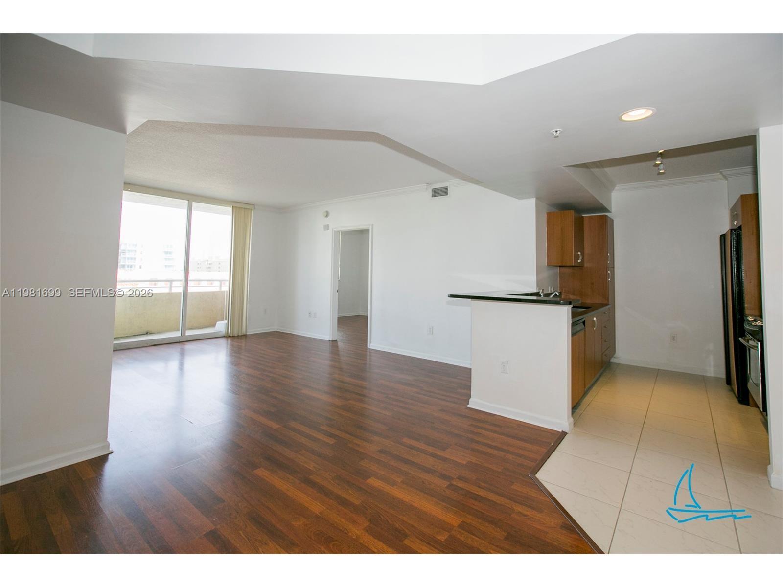 VENTURE AT AVENTURA EAST - Residential