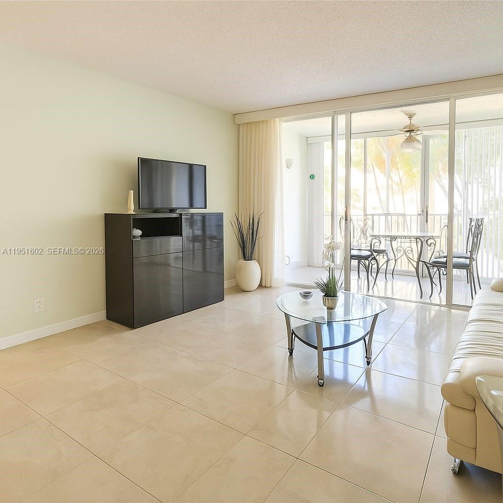 LAKE PARK CONDO NO 1 - BL - Residential