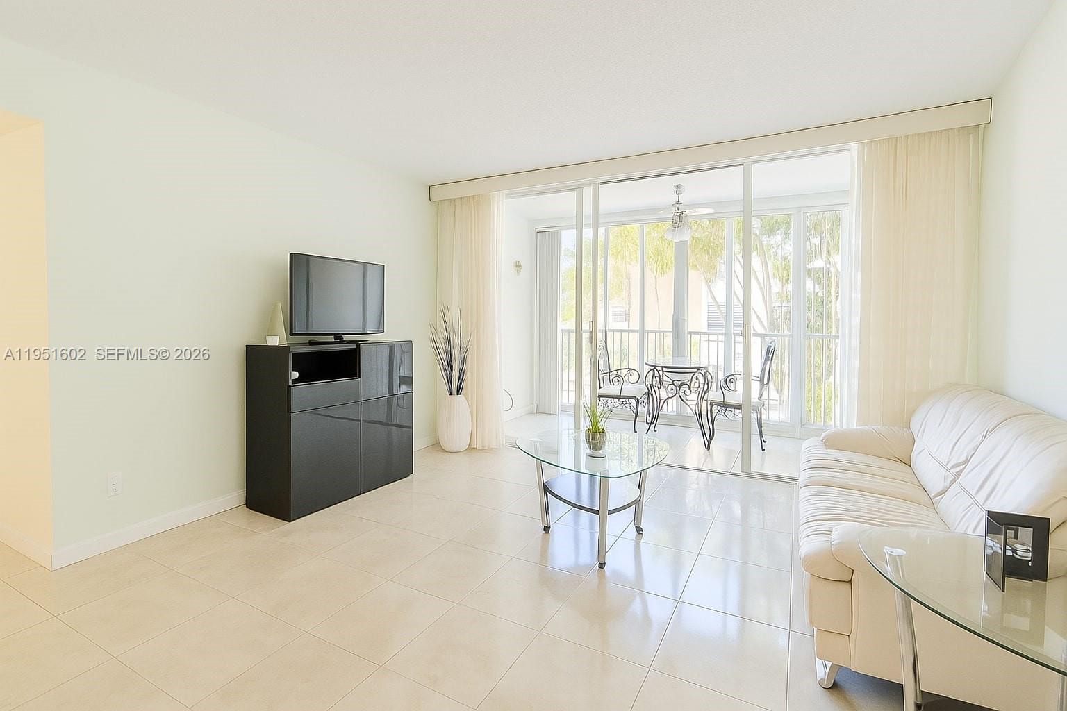 LAKE PARK CONDO NO 1 - BL - Residential