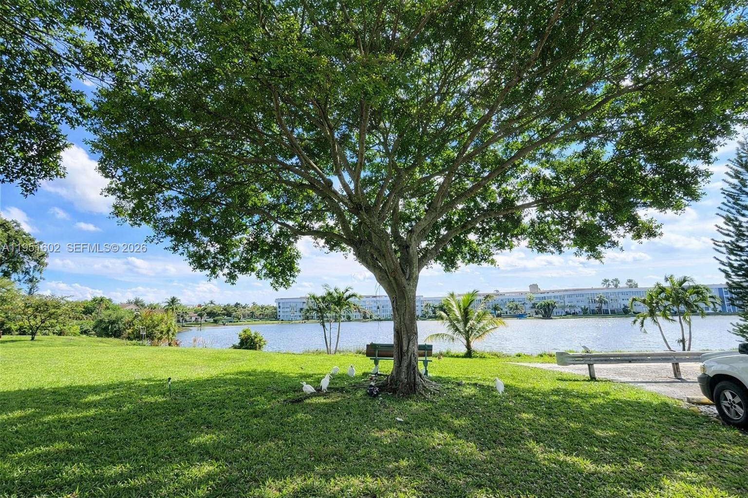 LAKE PARK CONDO NO 1 - BL - Residential