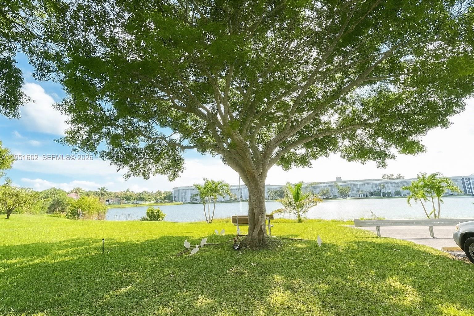 LAKE PARK CONDO NO 1 - BL - Residential