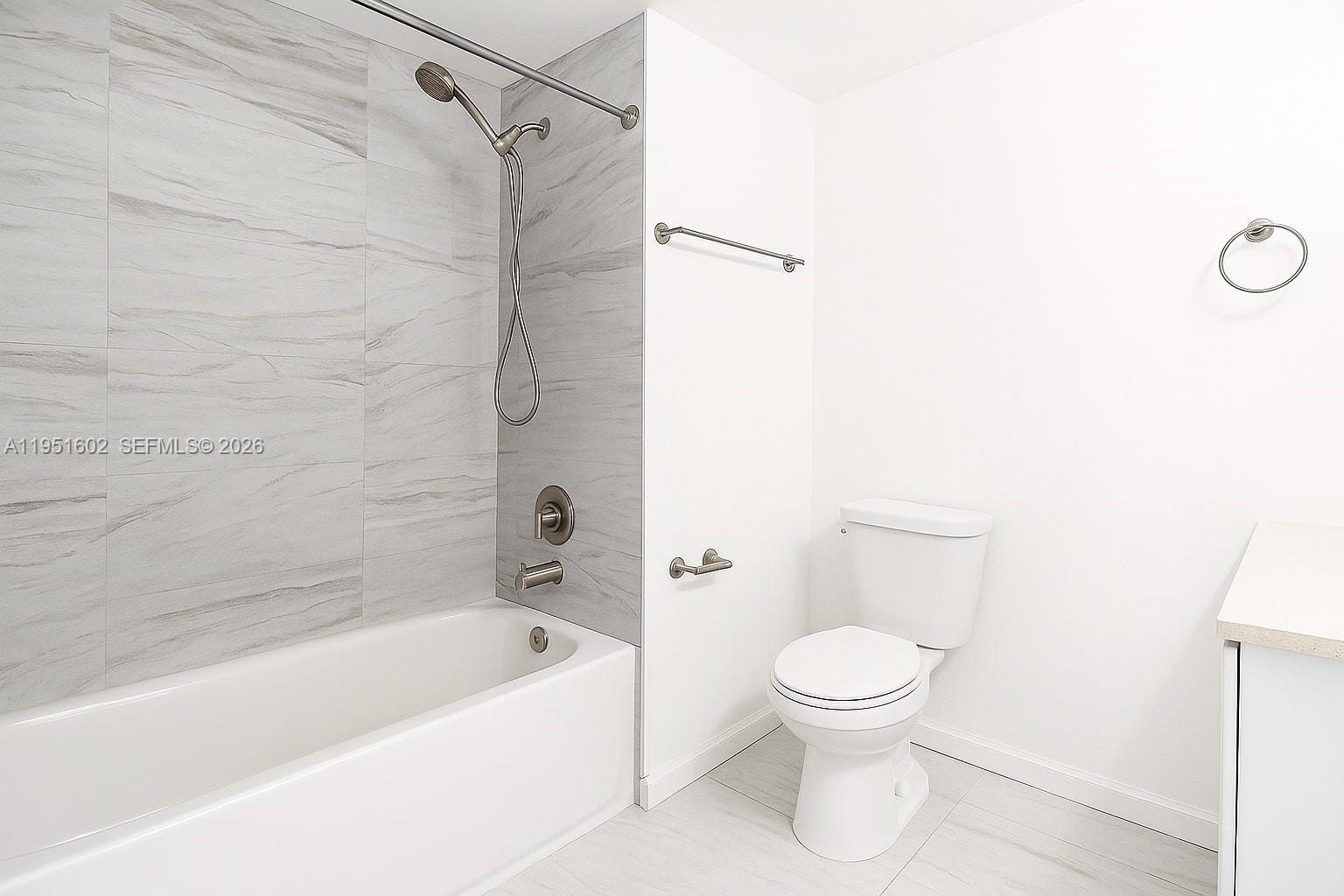 LAKE PARK CONDO NO 1 - BL - Residential