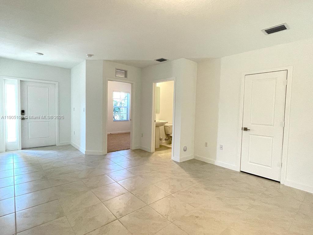 FVP SUBDIVISION - Residential Lease