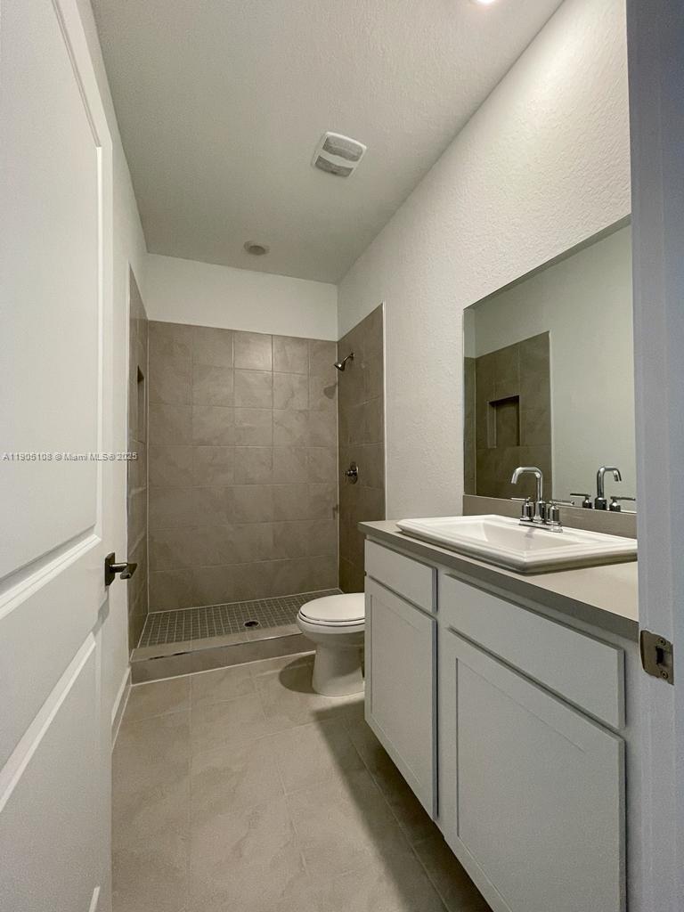 FVP SUBDIVISION - Residential Lease