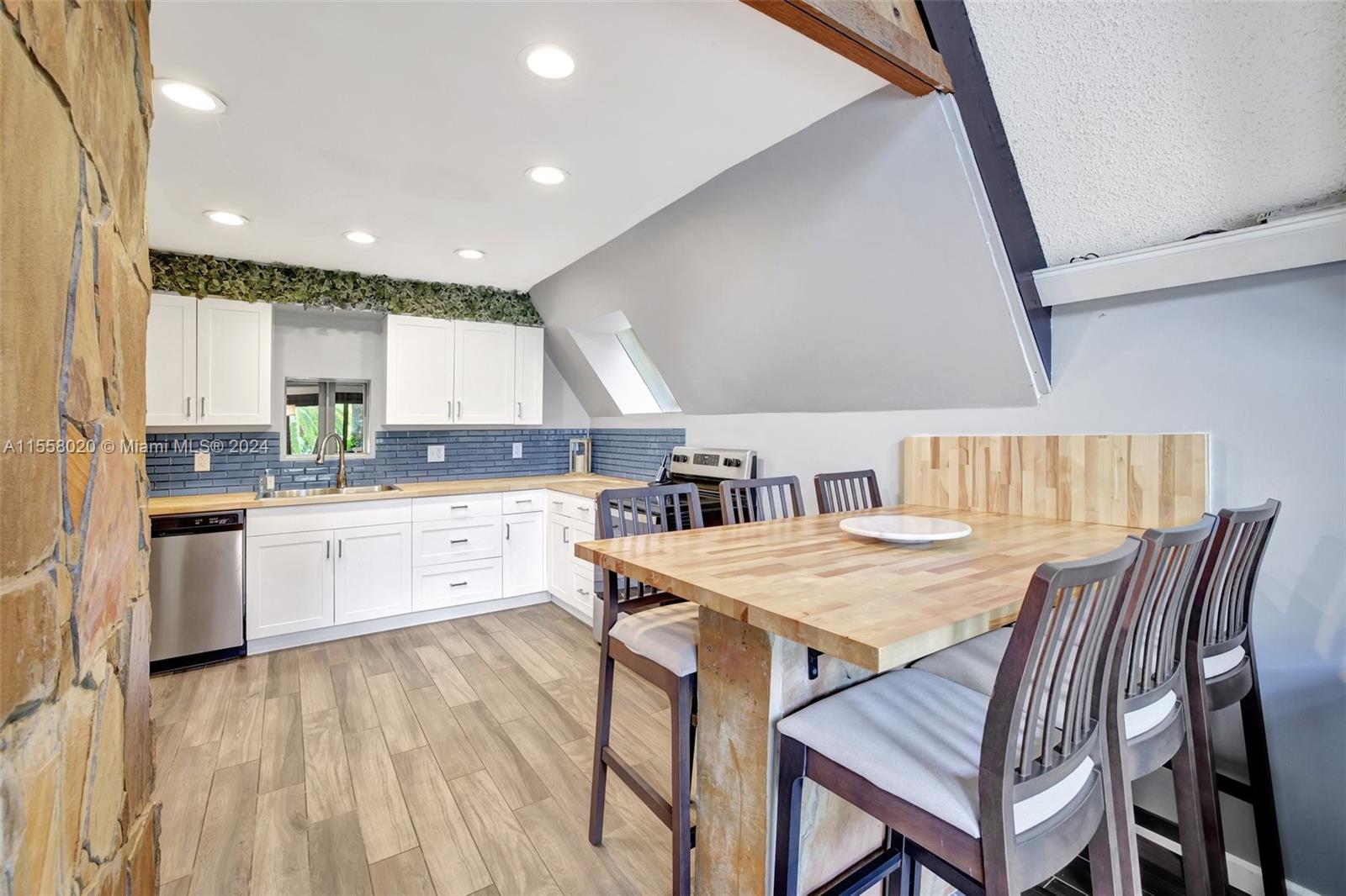 FLA FRUIT LANDS CO - Residential