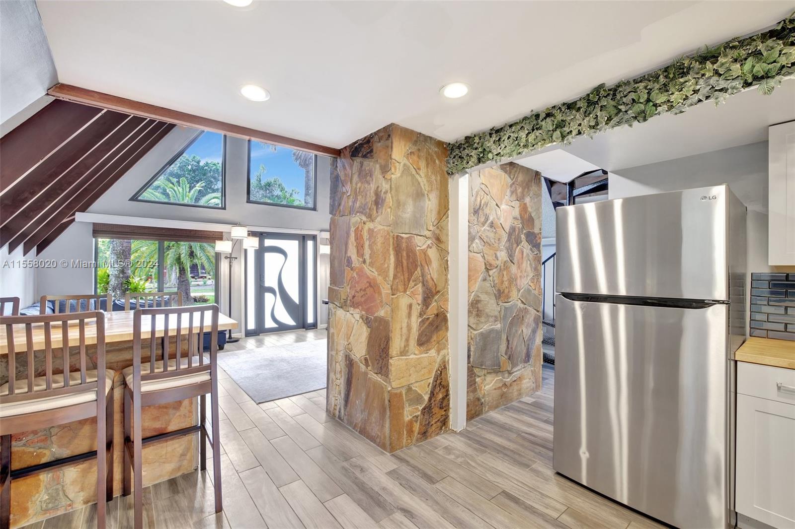 FLA FRUIT LANDS CO - Residential