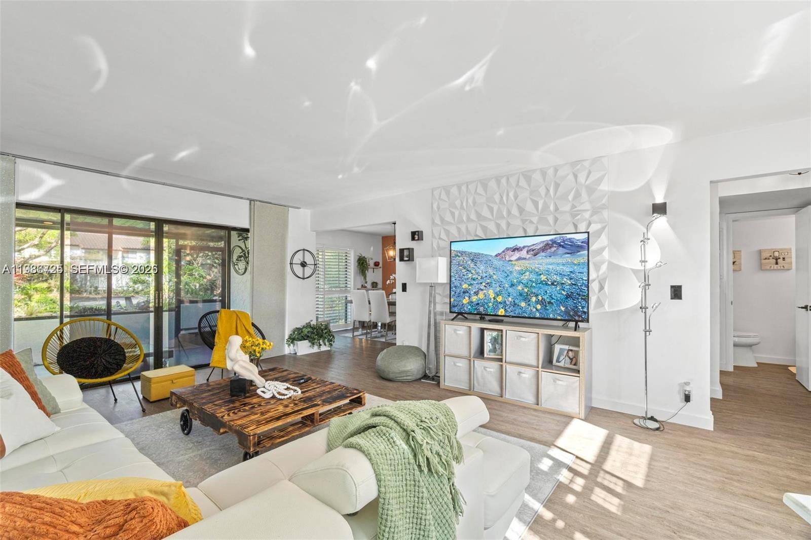 BANYAN COURTS CONDO - Residential Lease