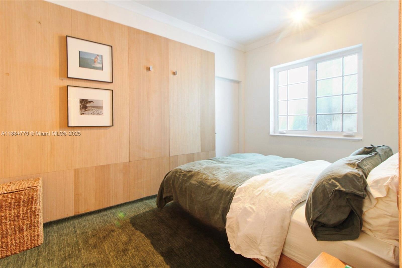 DON-BAR CONDO - Residential