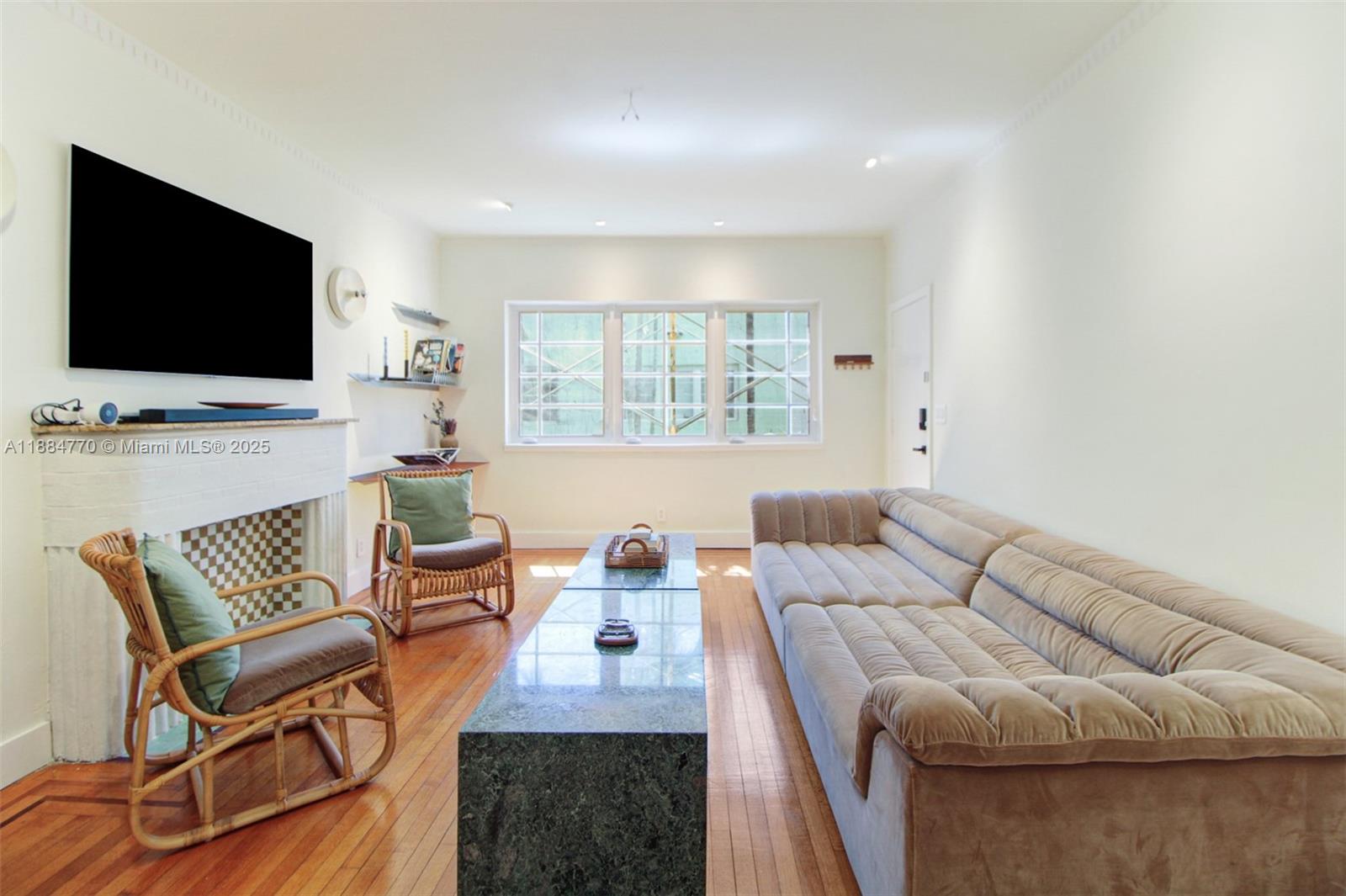 1573 Pennsylvania Ave 7N