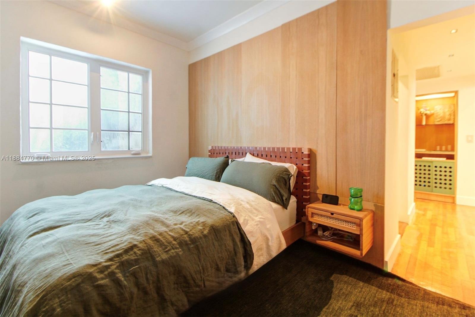 DON-BAR CONDO - Residential