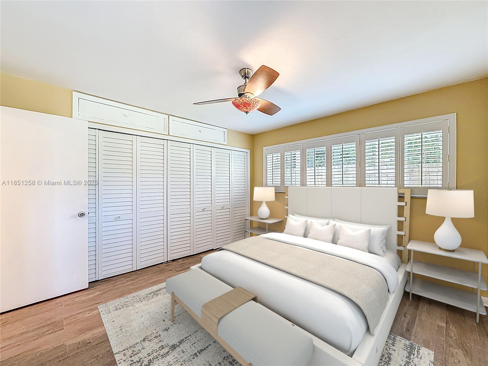 CORAL KEY VILLAS 2ND SEC - Residential