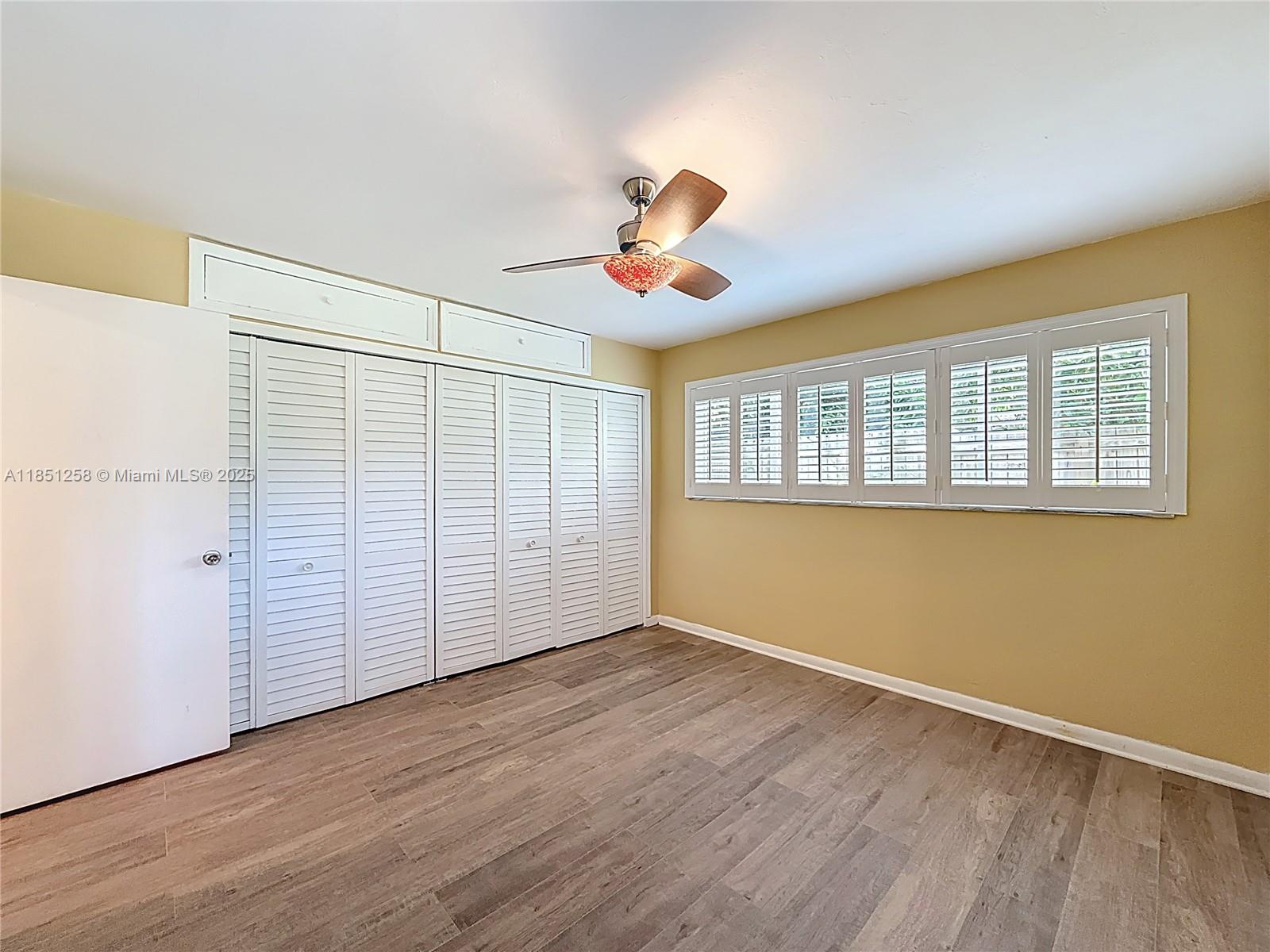 CORAL KEY VILLAS 2ND SEC - Residential