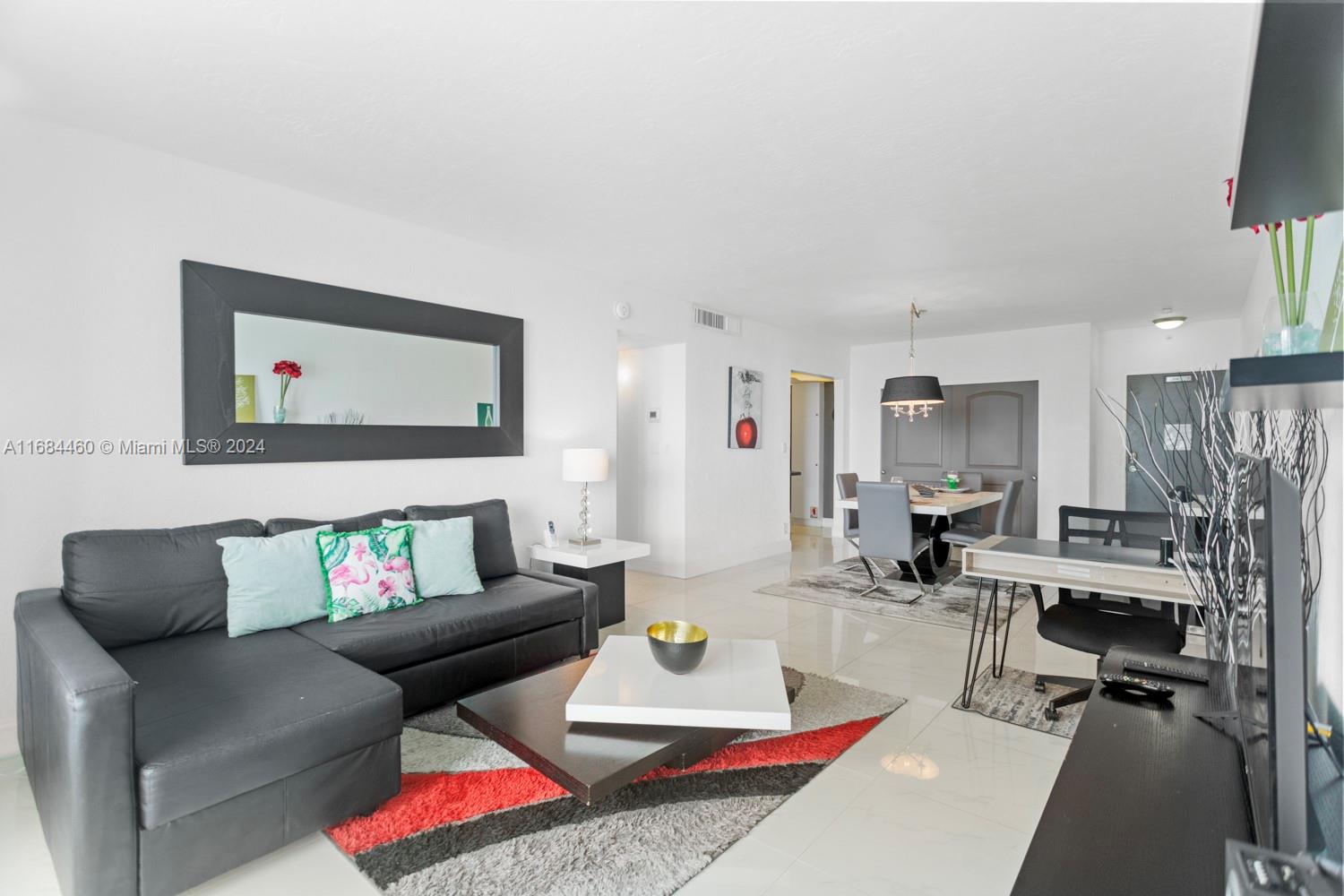 TIDES ON HOLLYWOOD BEACH - Residential
