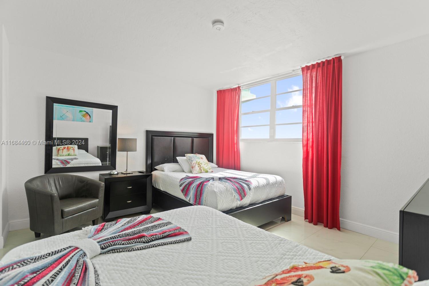 TIDES ON HOLLYWOOD BEACH - Residential