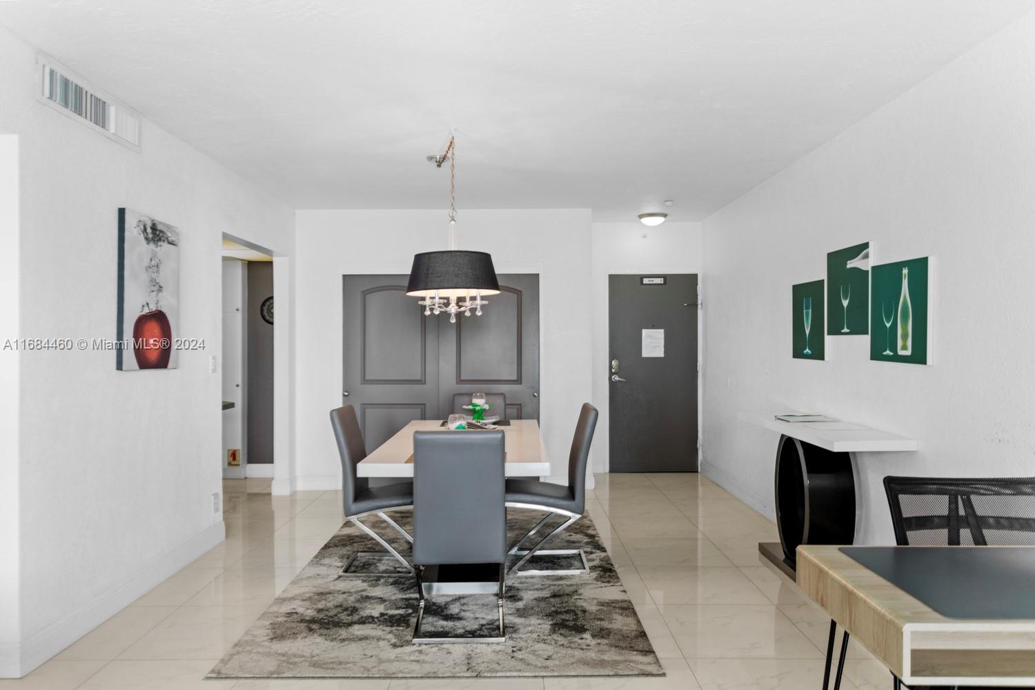 TIDES ON HOLLYWOOD BEACH - Residential