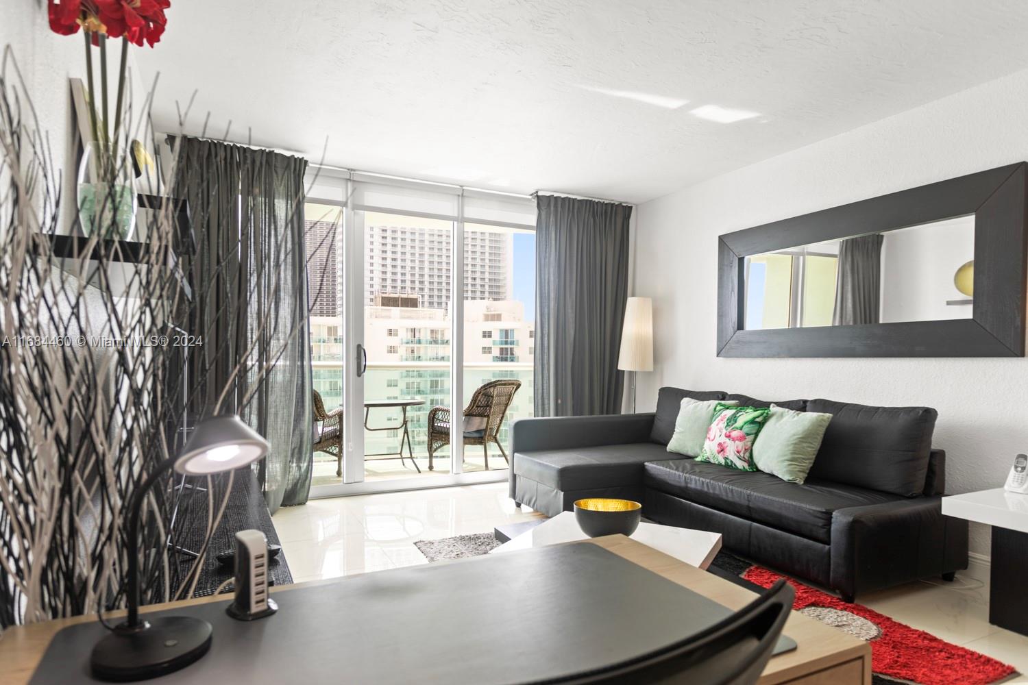 TIDES ON HOLLYWOOD BEACH - Residential