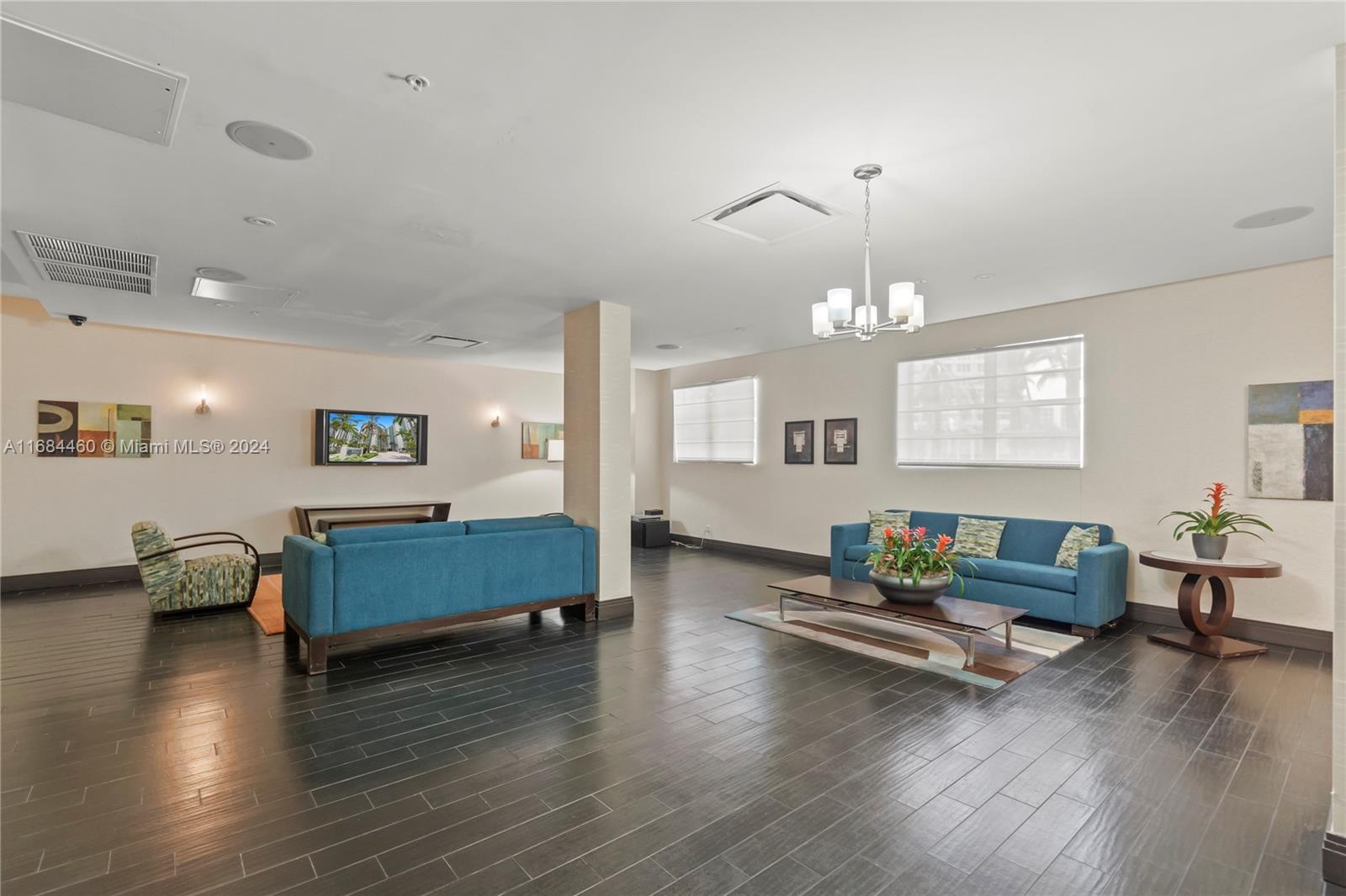 TIDES ON HOLLYWOOD BEACH - Residential