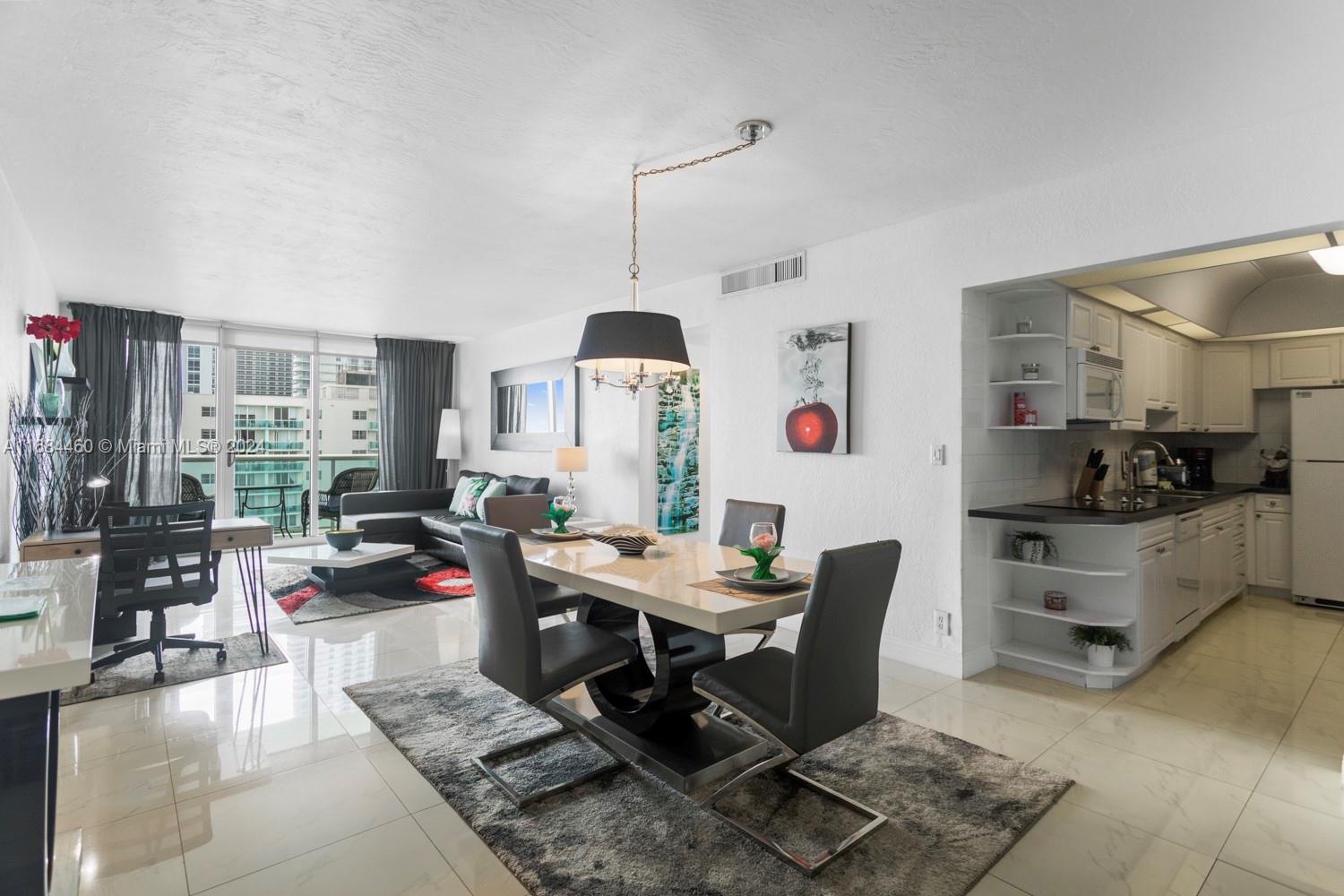 TIDES ON HOLLYWOOD BEACH - Residential
