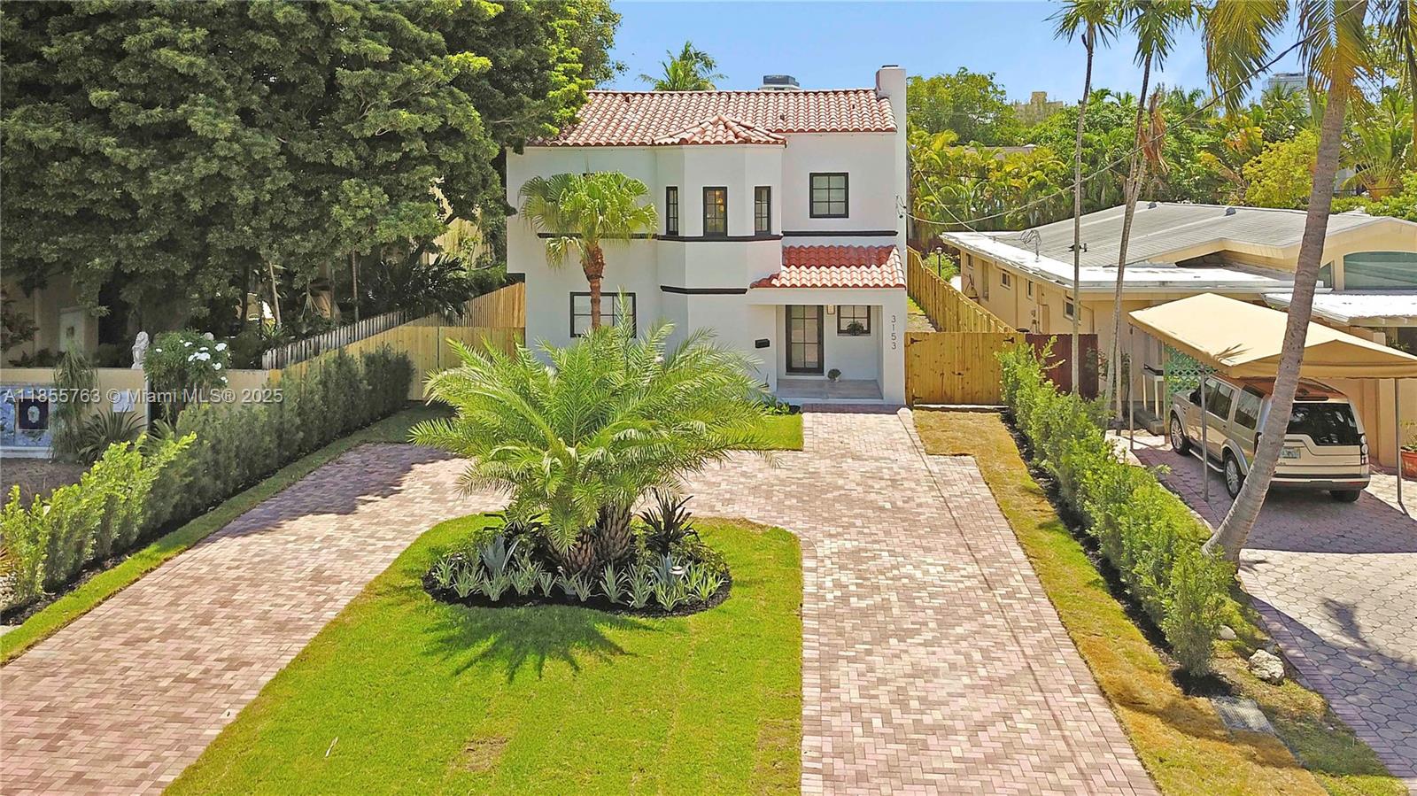 3153 Royal Palm Ave