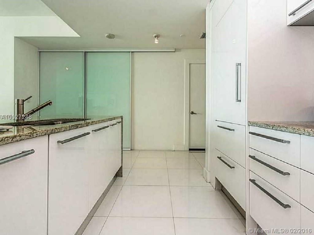 900 Biscayne Bay - Residential Lease