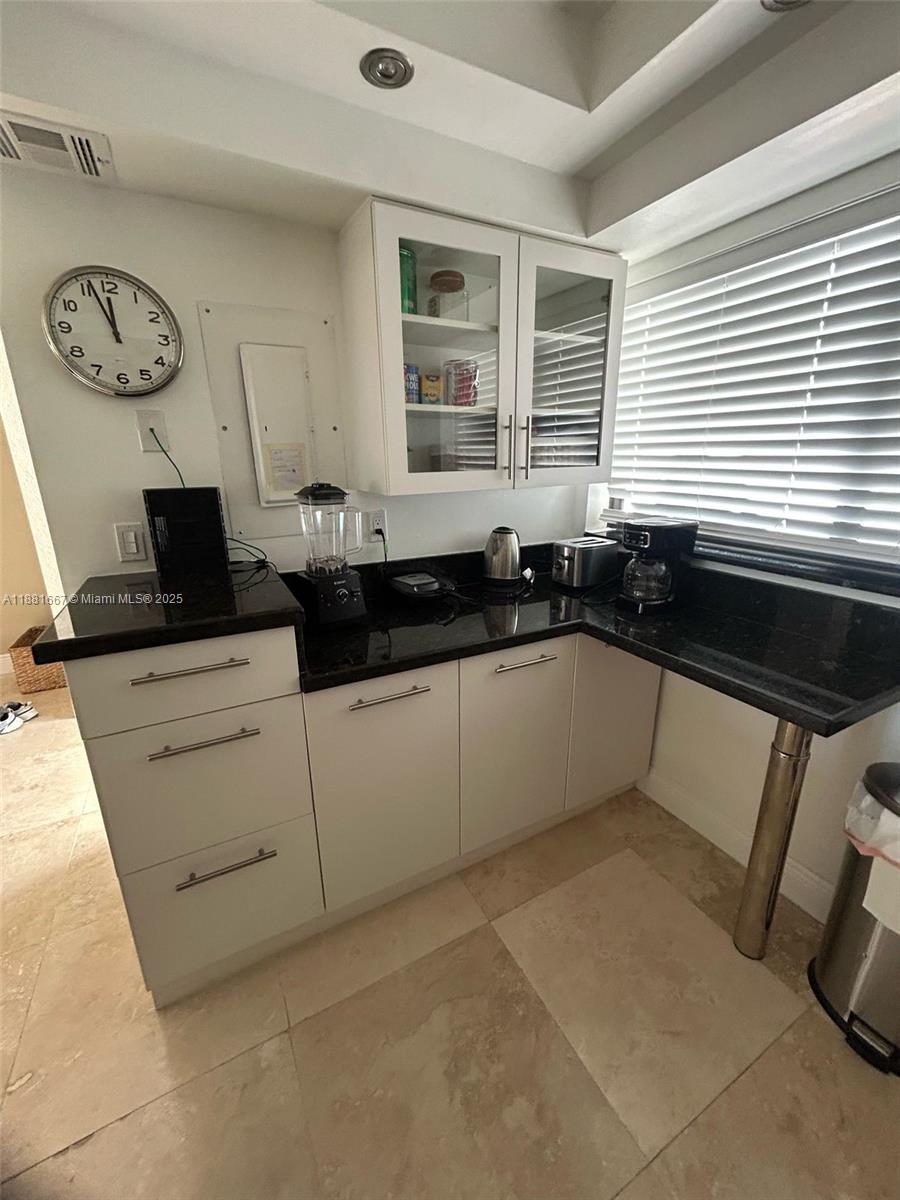 PELICAN LANDING CONDO - Residential Lease