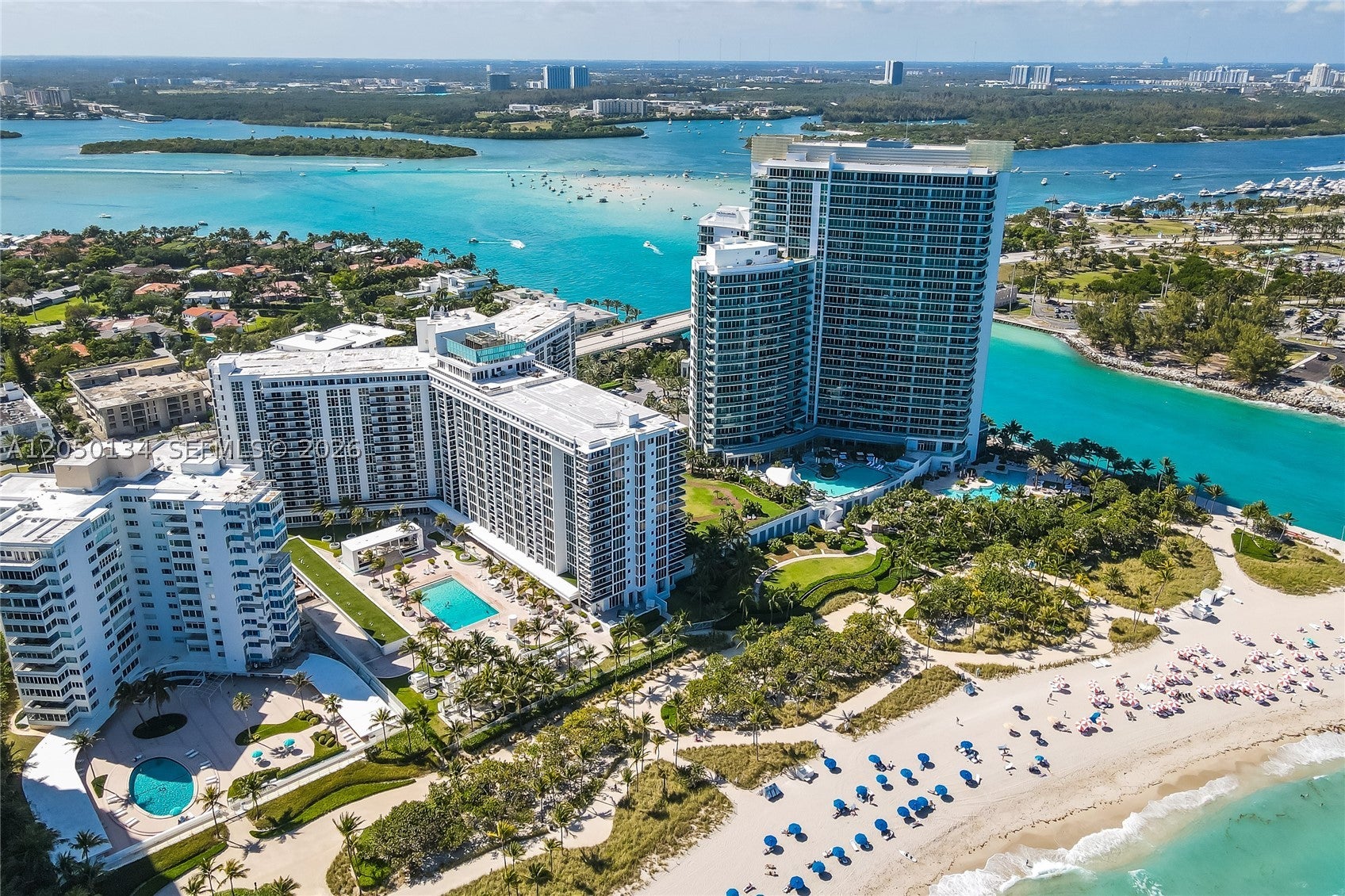 10275 Collins Ave 417