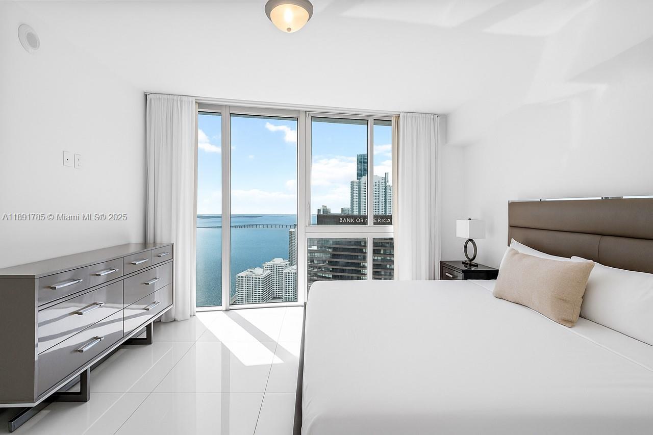 ICON BRICKELL CONDO NO 3 - Residential