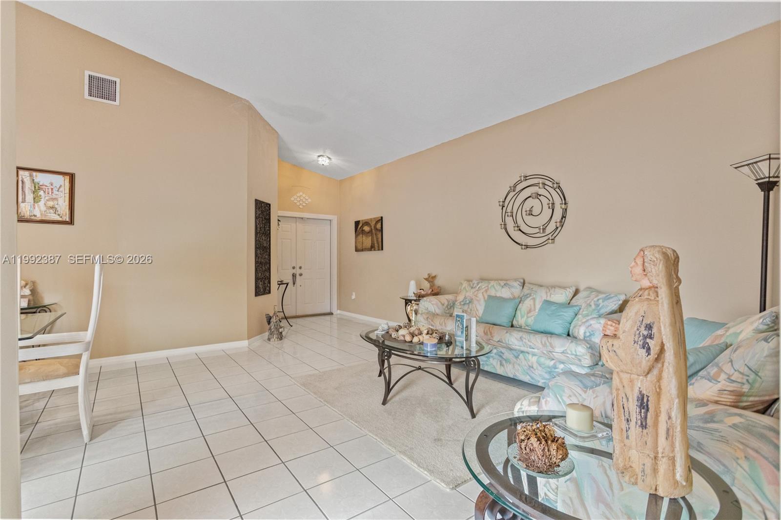 REPLAT OF COUNTRY LAKES - Residential