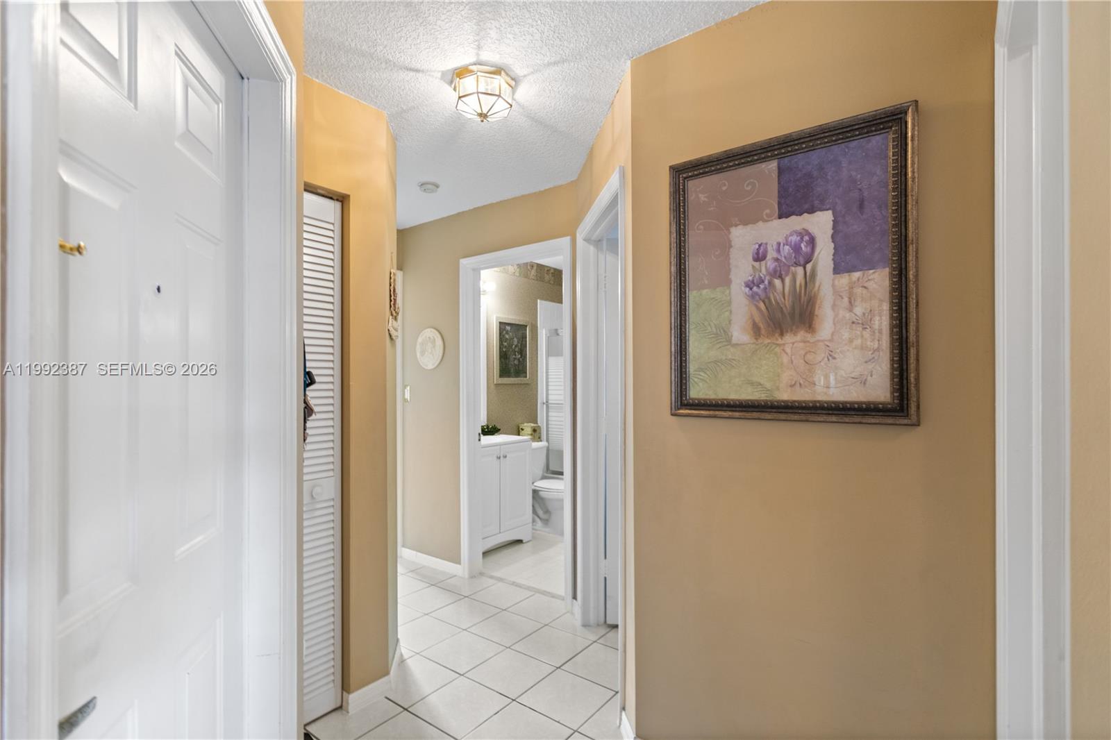 REPLAT OF COUNTRY LAKES - Residential