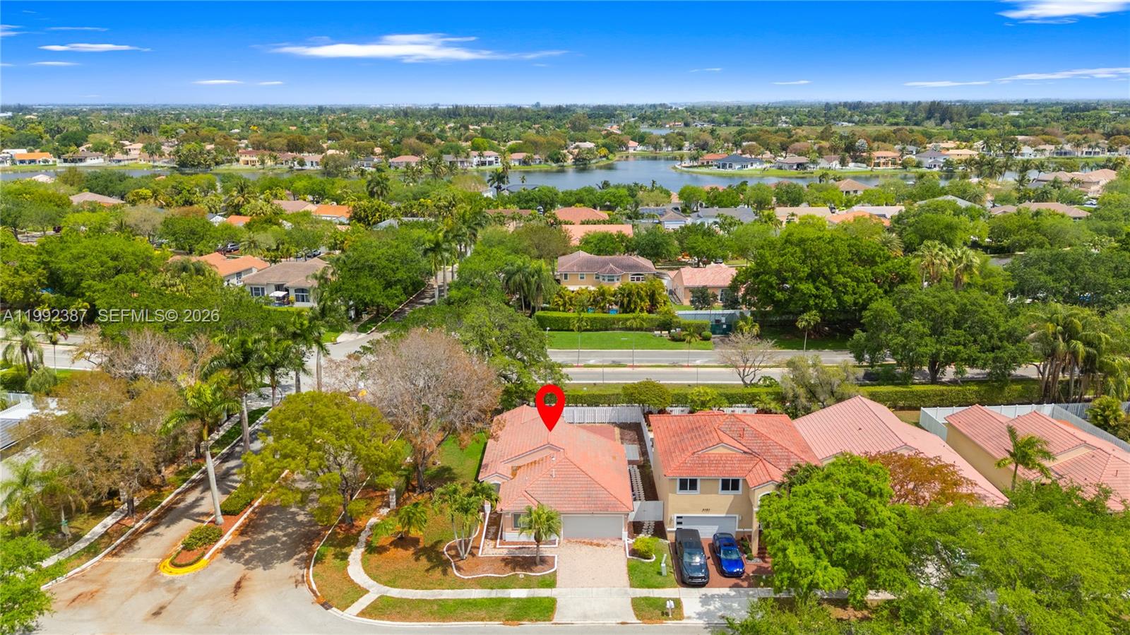 REPLAT OF COUNTRY LAKES - Residential