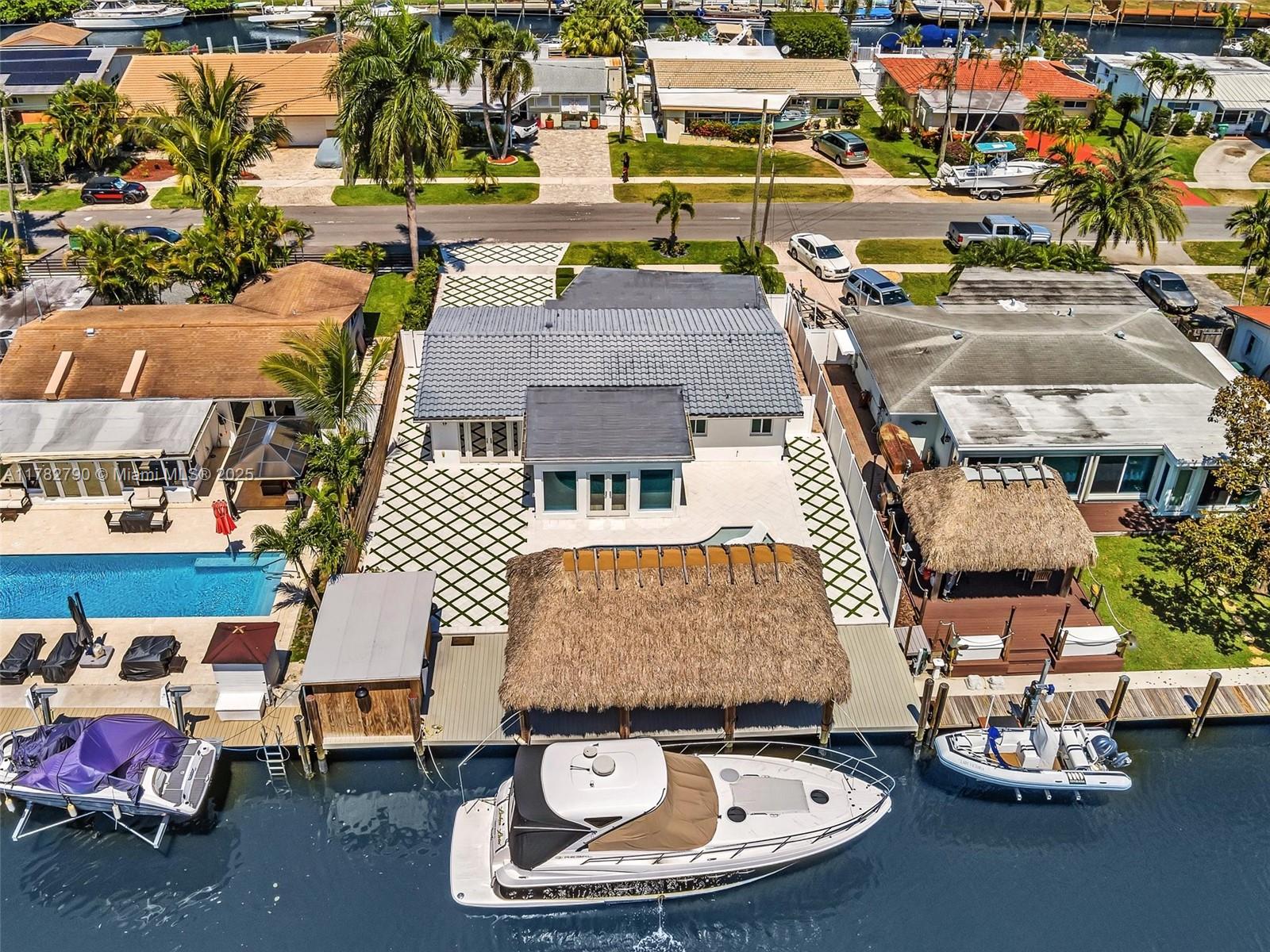 Property for Sale at 959 Nautilus Isle, Dania Beach, Miami-Dade County, Florida - Bedrooms: 2 
Bathrooms: 3  - $1,250,000