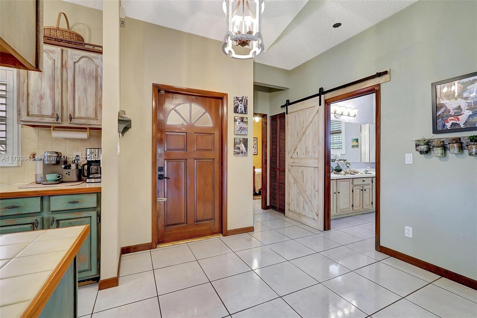 HOLLYWOOD BEACH PARK - Residential