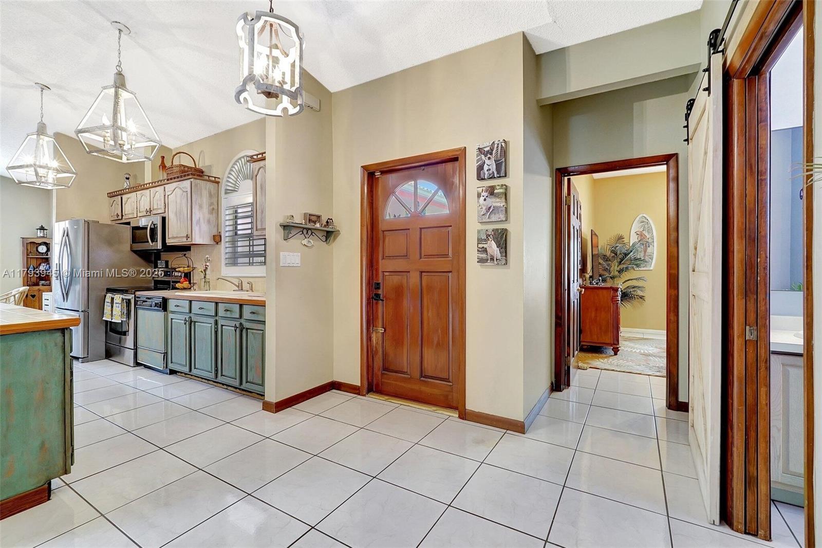 HOLLYWOOD BEACH PARK - Residential