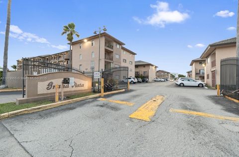 8851 NW 119th St 2103-2 Hialeah Gardens FL 33018