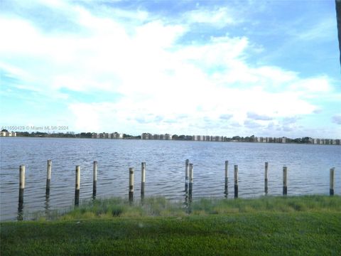 A home in Oakland Park