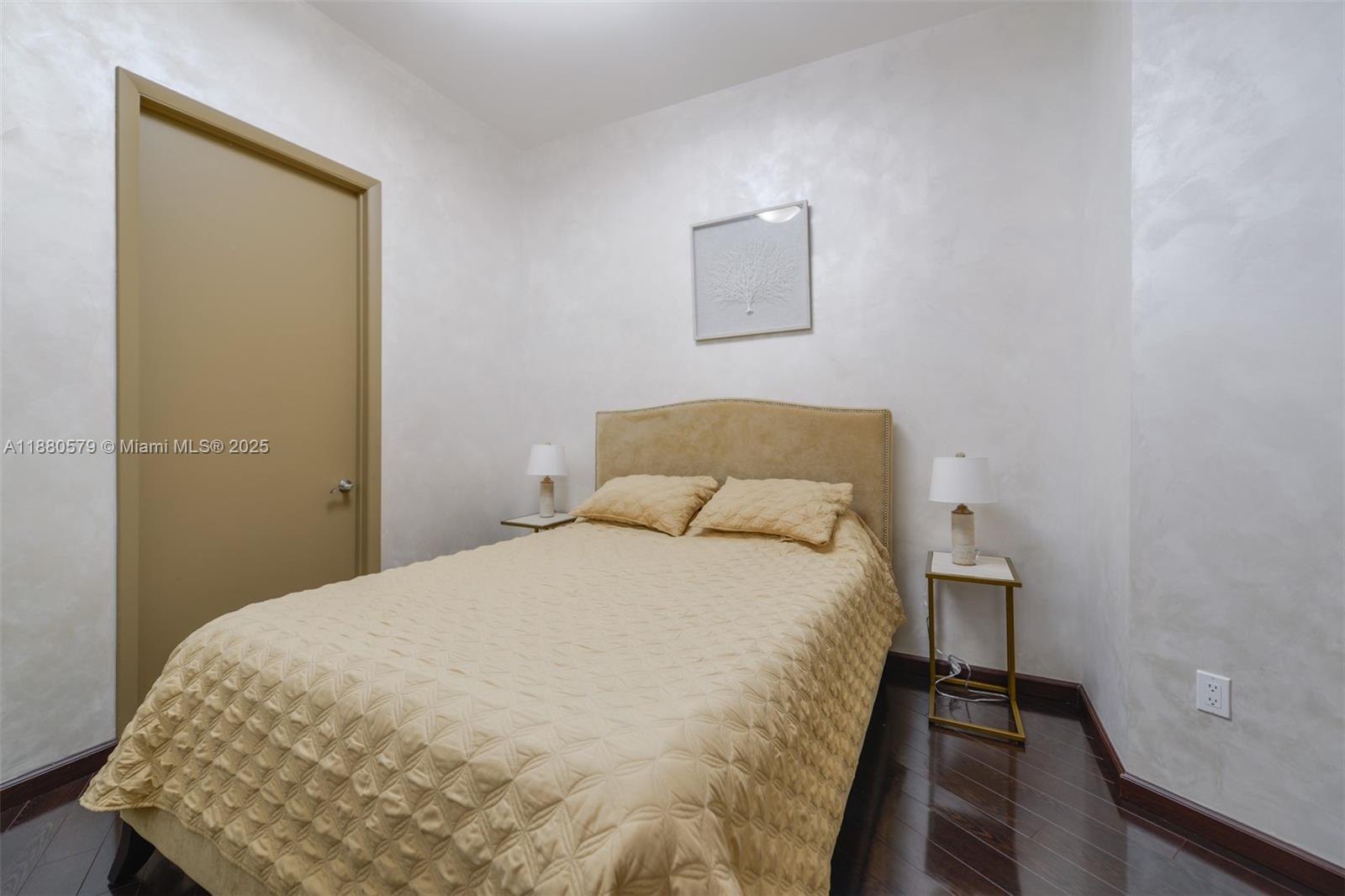 TDR TOWER II CONDO - Residential Lease